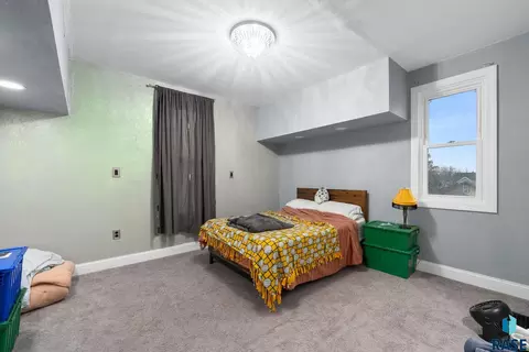 Bedroom - S Grange Ave, Sioux Falls, SD 57104 photo 3 of 4