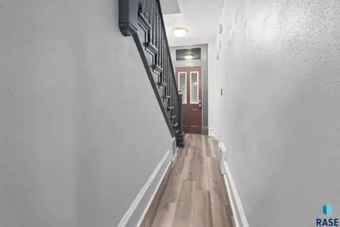 Entry Way - S Grange Ave, Sioux Falls, SD 57104 photo 1 of 1