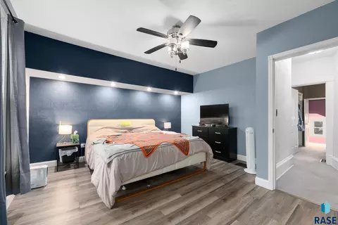 Bedroom - S Grange Ave, Sioux Falls, SD 57104 photo 4 of 4