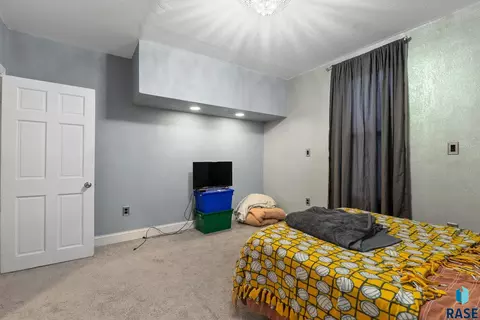 Bedroom - S Grange Ave, Sioux Falls, SD 57104 photo 1 of 4