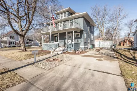 436 W Luverne St, Luverne, MN 56156
