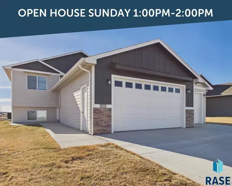 915 Birch St, Harrisburg, SD 57032