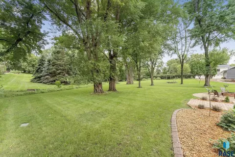 2841 E Old Orchard Trl, Sioux Falls, SD 57103 photo 69