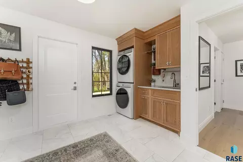 2841 E Old Orchard Trl, Sioux Falls, SD 57103 photo 19