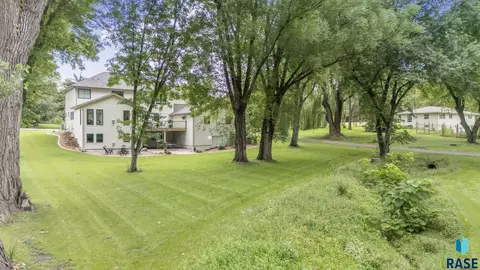 2841 E Old Orchard Trl, Sioux Falls, SD 57103 photo 67