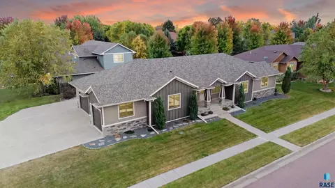 6200 S El Dorado Ave, Sioux Falls, SD 57108