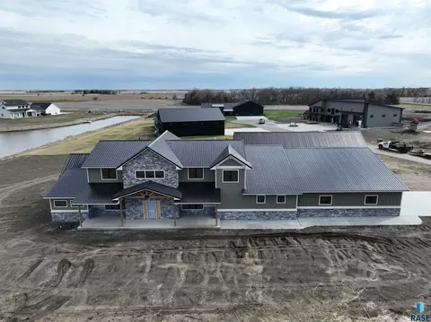 27240 S Noble Cir, Tea, SD 57064