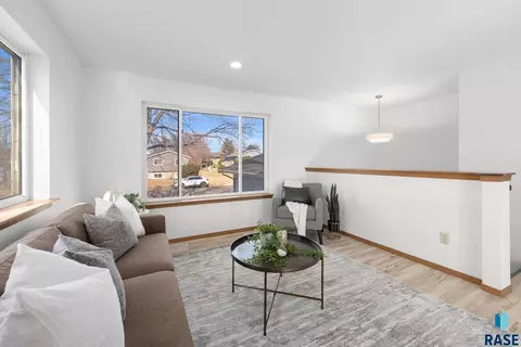 215 E Kevin Dr, Tea, SD 57064 photo 10