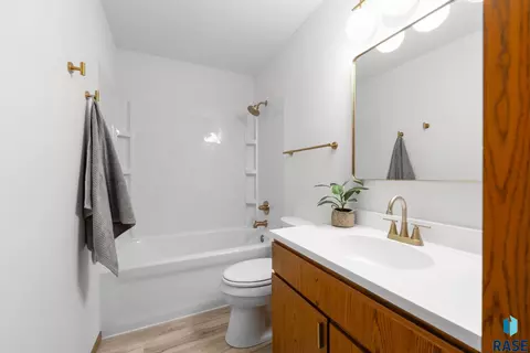 215 E Kevin Dr, Tea, SD 57064 photo 20