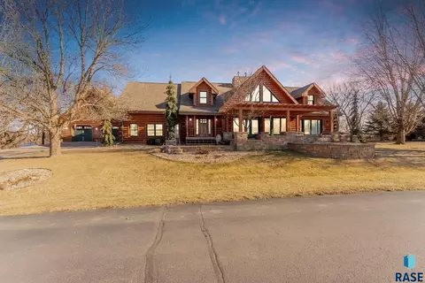 27106 Eagle Ridge Pl, Harrisburg, SD 57032