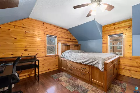 105 E 2nd St, Hartford, SD 57033 photo 25