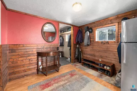 105 E 2nd St, Hartford, SD 57033 photo 30