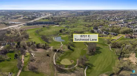 8701 E Torchwood Ln, Sioux Falls, SD 57110