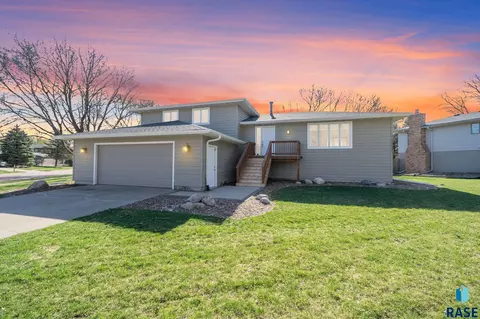 4500 S Tomar Rd, Sioux Falls, SD 57105