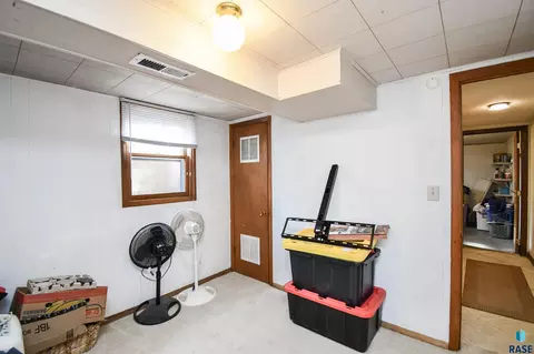 209 E 4th St, Crooks, SD 57020 photo 24
