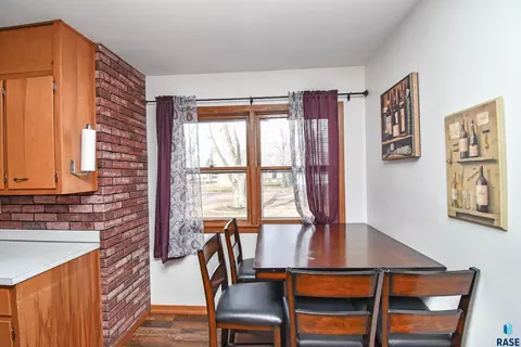 209 E 4th St, Crooks, SD 57020 photo 13