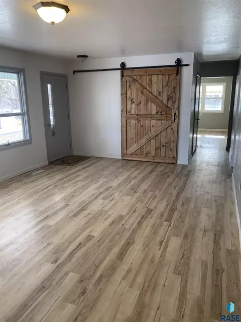 207 E 9th St, Dell Rapids, SD 57022 photo 39