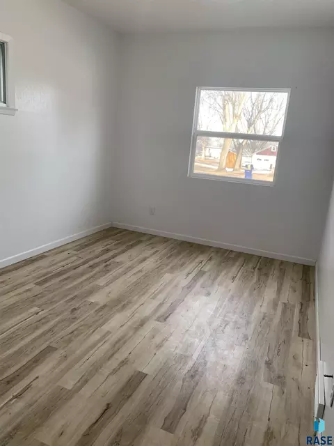 207 E 9th St, Dell Rapids, SD 57022 photo 43