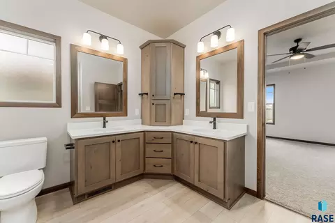 Bath - 2405 E Tinley St, Brandon, SD 57005 photo 1 of 2