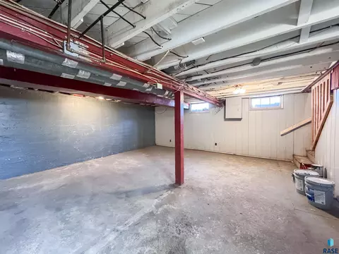484 E 2nd St, Parker, SD 57053 photo 37