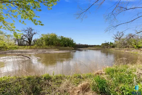 View/Area - 25681 Ditch Rd, Renner, SD 57055 photo 3 of 4