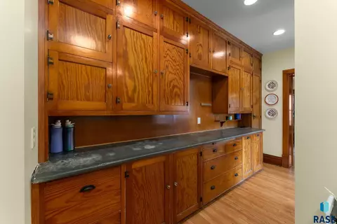 Kitchen - 25681 Ditch Rd, Renner, SD 57055 photo 6 of 7