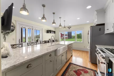 Kitchen - 25681 Ditch Rd, Renner, SD 57055 photo 5 of 7