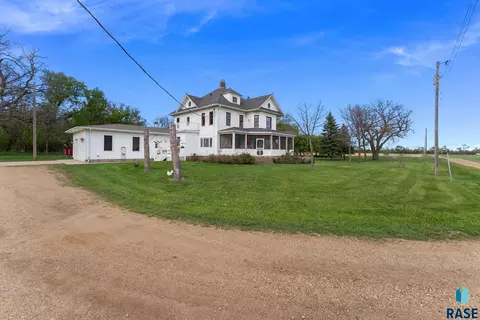 Exterior - 25681 Ditch Rd, Renner, SD 57055 photo 14 of 18