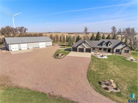 969 60th Ave, Beaver Creek, MN 56116