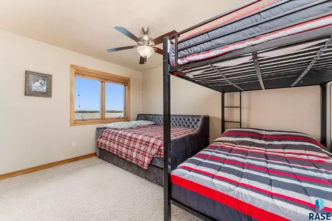Bedroom - 6008 Sunset Blvd, Madison, SD 57042 photo 4 of 10
