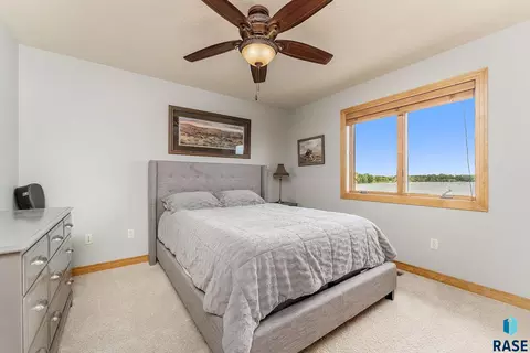 Bedroom - 6008 Sunset Blvd, Madison, SD 57042 photo 6 of 10
