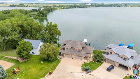 Other - 6008 Sunset Blvd, Madison, SD 57042 photo 1 of 9