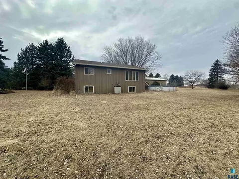 47838 270th St, Sioux Falls, SD 57108 photo 9