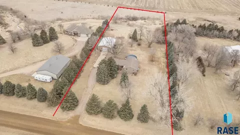 47838 270th St, Sioux Falls, SD 57108