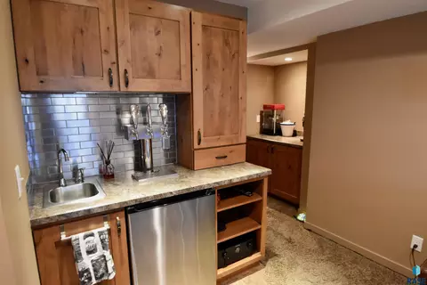 1309 E 26th St, Sioux Falls, SD 57105 photo 22