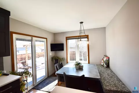 1309 E 26th St, Sioux Falls, SD 57105 photo 12