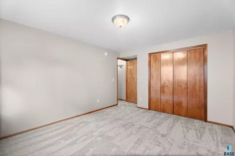5209 S Mayo Ave, Sioux Falls, SD 57106 photo 31