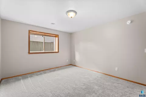 5209 S Mayo Ave, Sioux Falls, SD 57106 photo 30