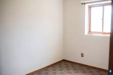 5116 E 16th St, Sioux Falls, SD 57110 photo 16