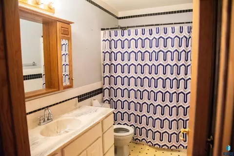 5116 E 16th St, Sioux Falls, SD 57110 photo 7