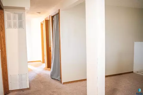 5116 E 16th St, Sioux Falls, SD 57110 photo 19