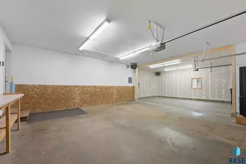201 E 9th St, Crooks, SD 57020 photo 37