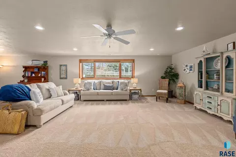 4405 E Aster Cir, Sioux Falls, SD 57103 photo 27