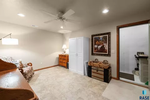 4405 E Aster Cir, Sioux Falls, SD 57103 photo 38