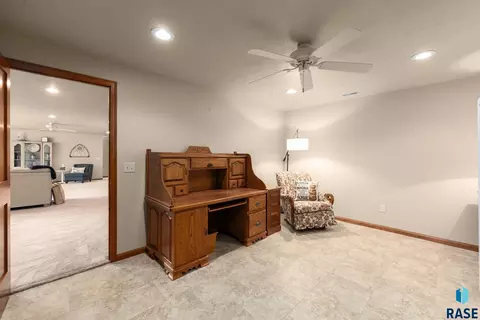 4405 E Aster Cir, Sioux Falls, SD 57103 photo 37