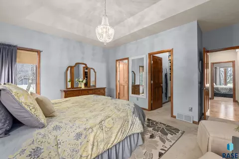 4405 E Aster Cir, Sioux Falls, SD 57103 photo 17