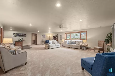 4405 E Aster Cir, Sioux Falls, SD 57103 photo 25