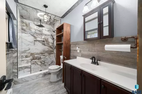 Bath - 304 E 3rd St, Egan, SD 57024 photo 1 of 3