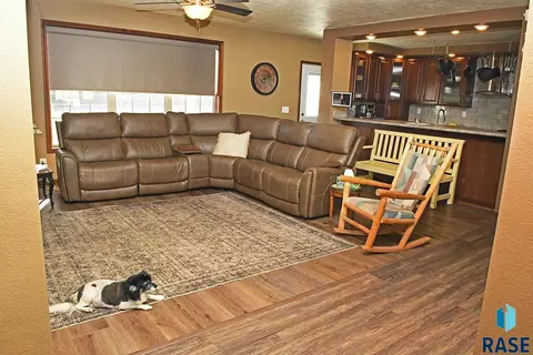 118 David Dr, Pukwana, SD 57370 photo 6