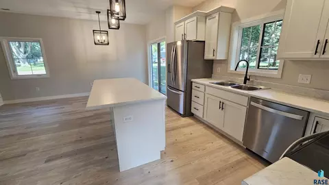 Kitchen - 300 Iowa St, Centerville, SD 57014 photo 2 of 2